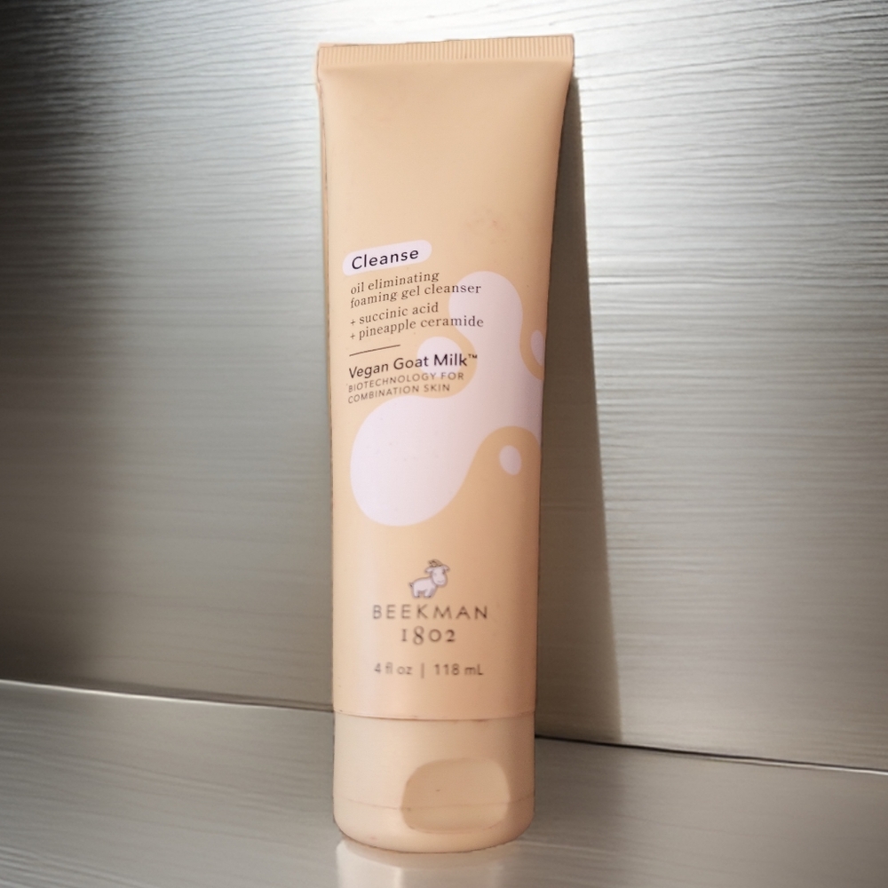 NEW Beekman 1802 Oil Eliminating Foaming Gel Cleanser